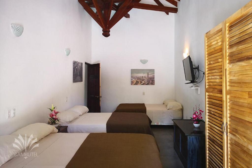 Bambutel Cocles — Hotel in Puerto Viejo de Talamanca