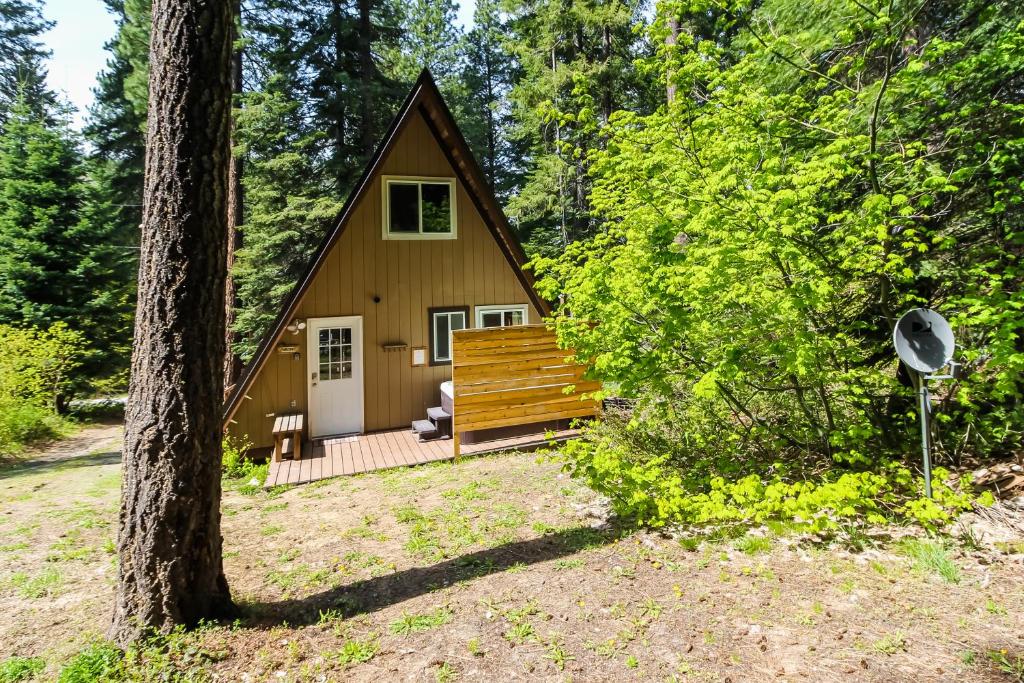 Simple Life Cabin