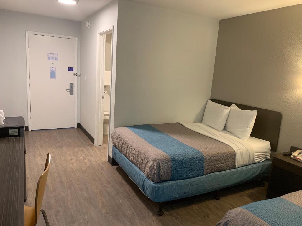 Motel 6-Fort Wayne, IN photo