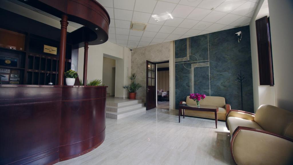 โรงแรมอควา อีเกอร์ (Hotel Aqua Eger)