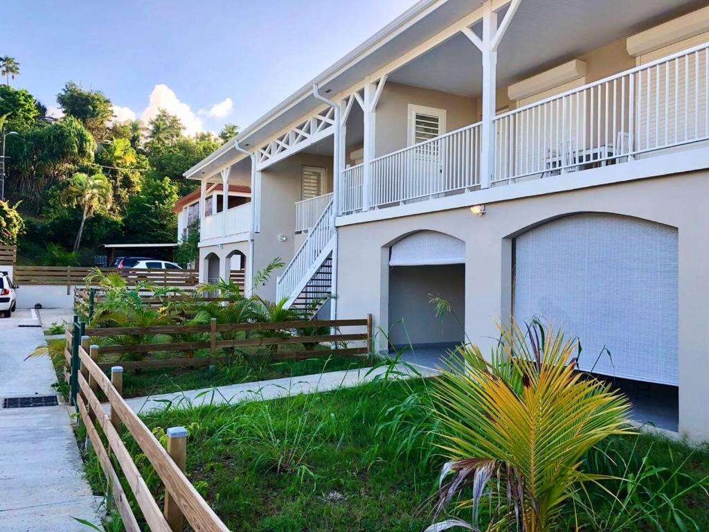 La Trinité Apartments for Rent, Martinique price from 8 of