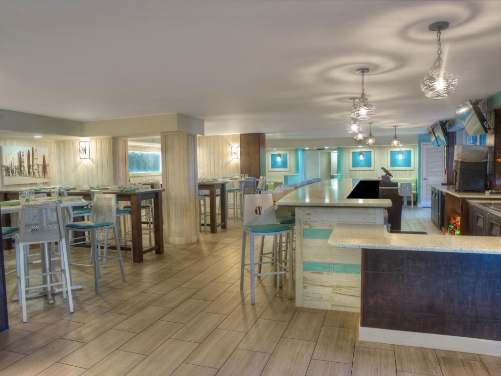 Holiday Inn Resort Daytona Beach Oceanfront Photo 34