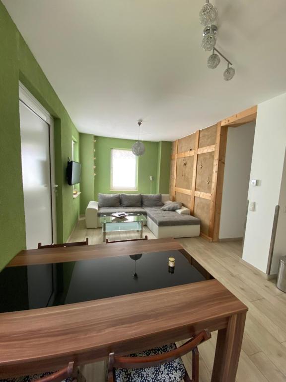 Ferienwohnung Zum Saaletalblick photo