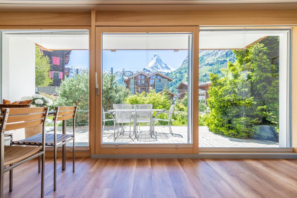 Zermatt one bedrom apartment with fantastic Matterhorn views, Zermatt