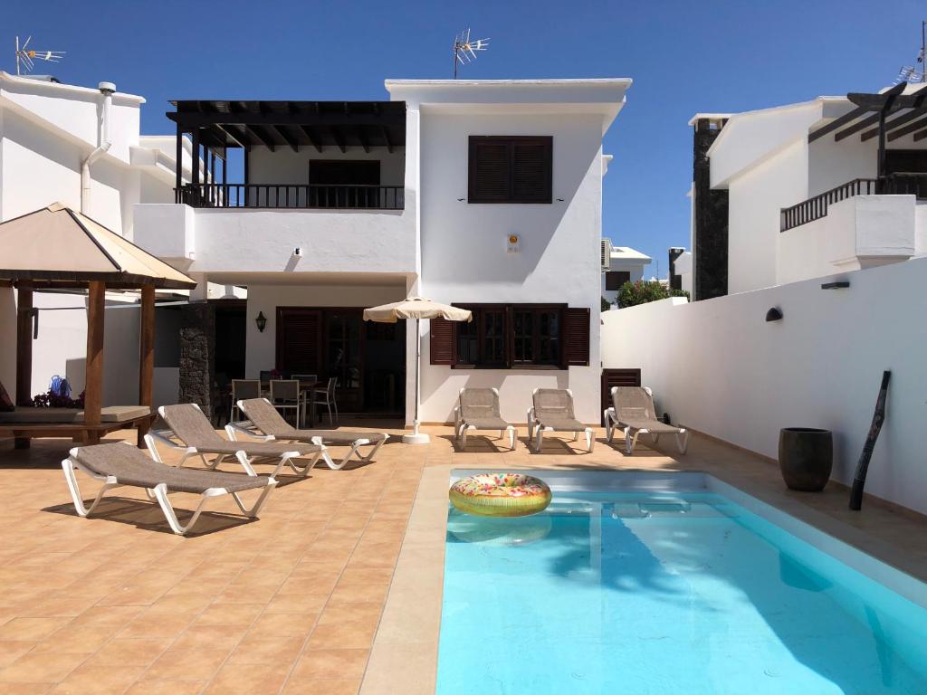Villa Roferos 32 - 1