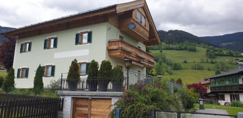 Haus Walchen — Hotel in Piesendorf