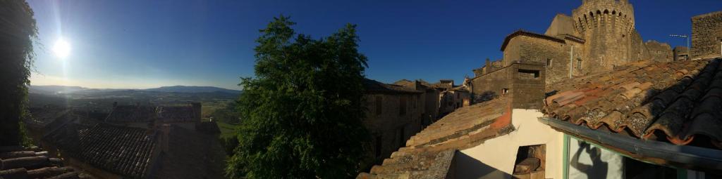 Chez Marius Gordes Vue panoramique sur luberon - 3