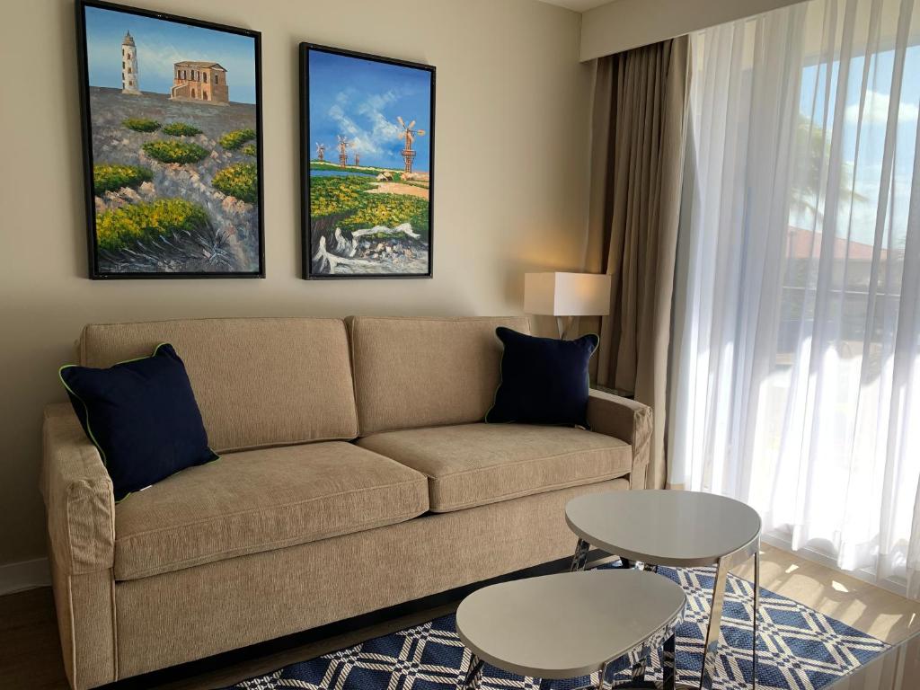 Divi Flamingo Beach Resort And Casino Photo 13