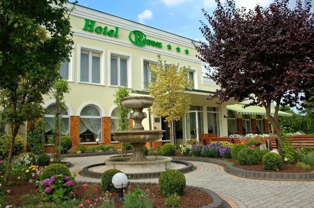 Hotel Renusz, Hotel in Danzig