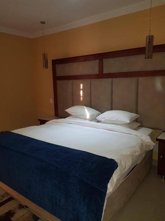Booth Suite Hotel Mafikeng photo