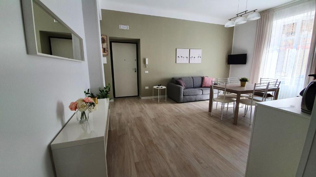 Plinio Home - 4