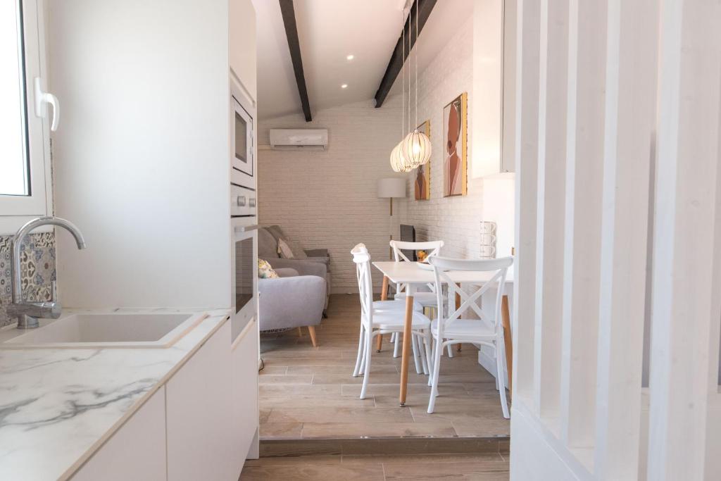 Apartamentos Mar de Blanes, playa y centro - 5
