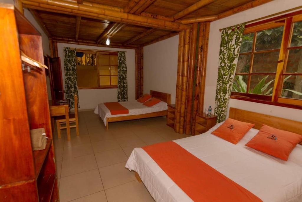 Tuzco Lodge photo