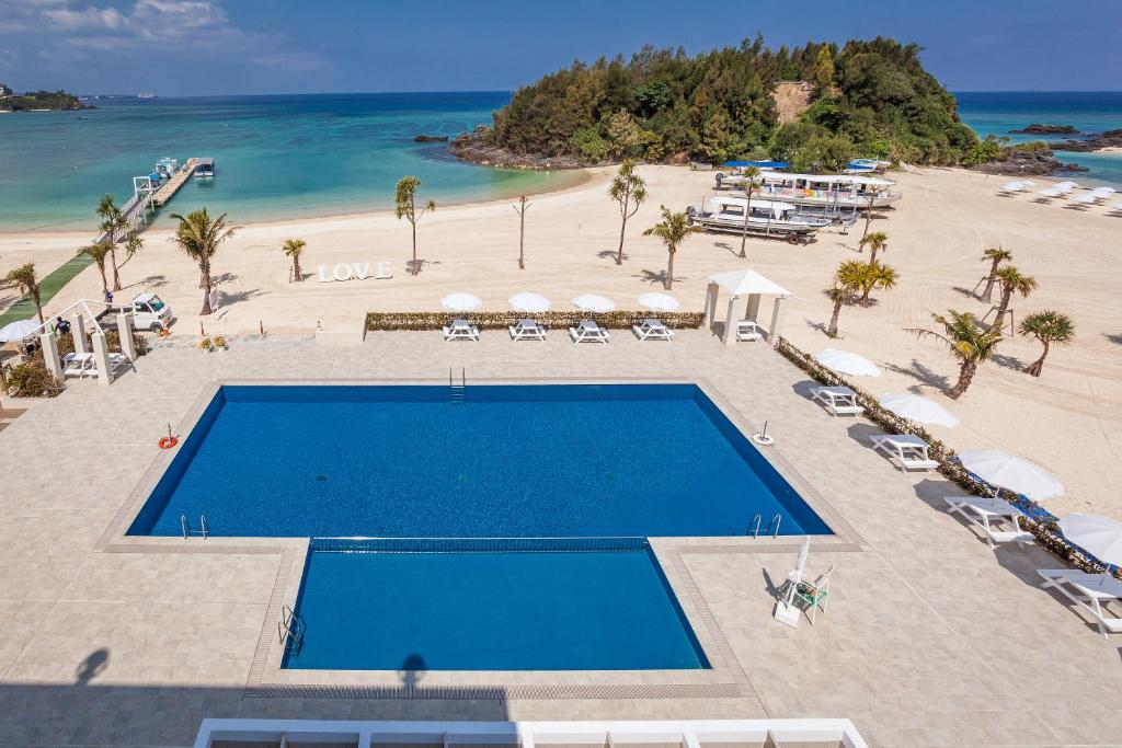 OKINAWA KARIYUSHI LCH.RESORT on The Beach photo