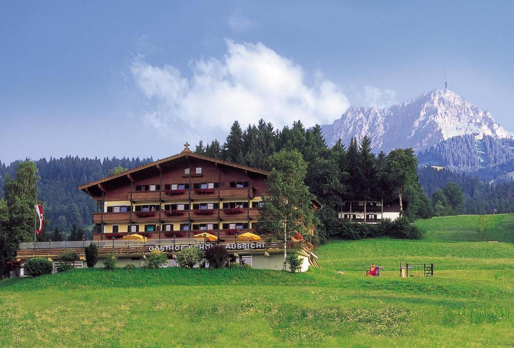 Hotel-Gasthof zur Schonen Aussicht — Hotel in Sankt Johann in Tirol