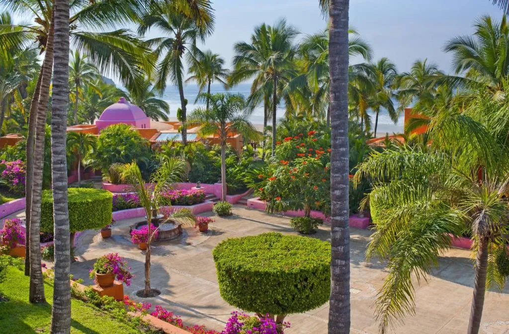 Las Alamandas, Hotel in Quemaro