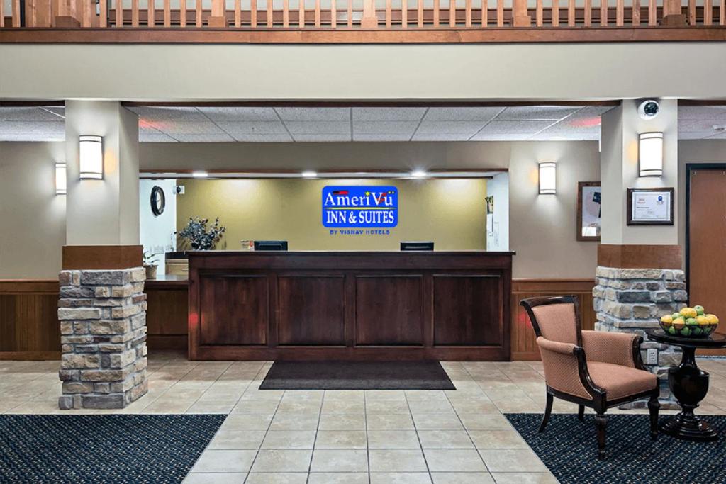 AmeriVu Inn and Suites - Waconia photo