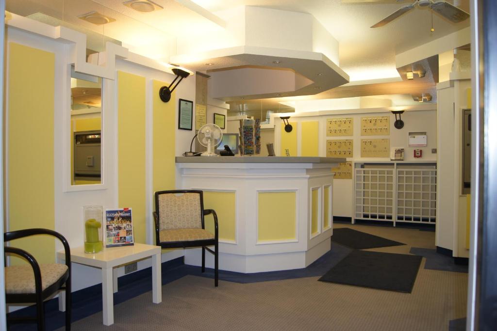 Avenue Hotel photo