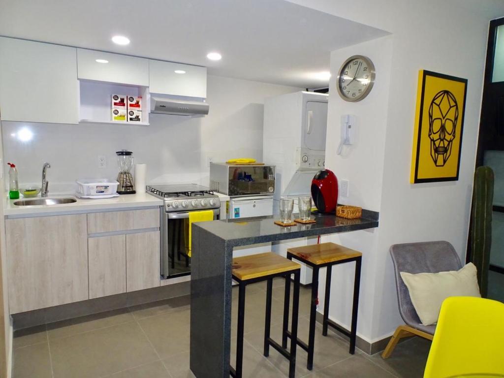 Downtown Depto con Terraza Privada - 3