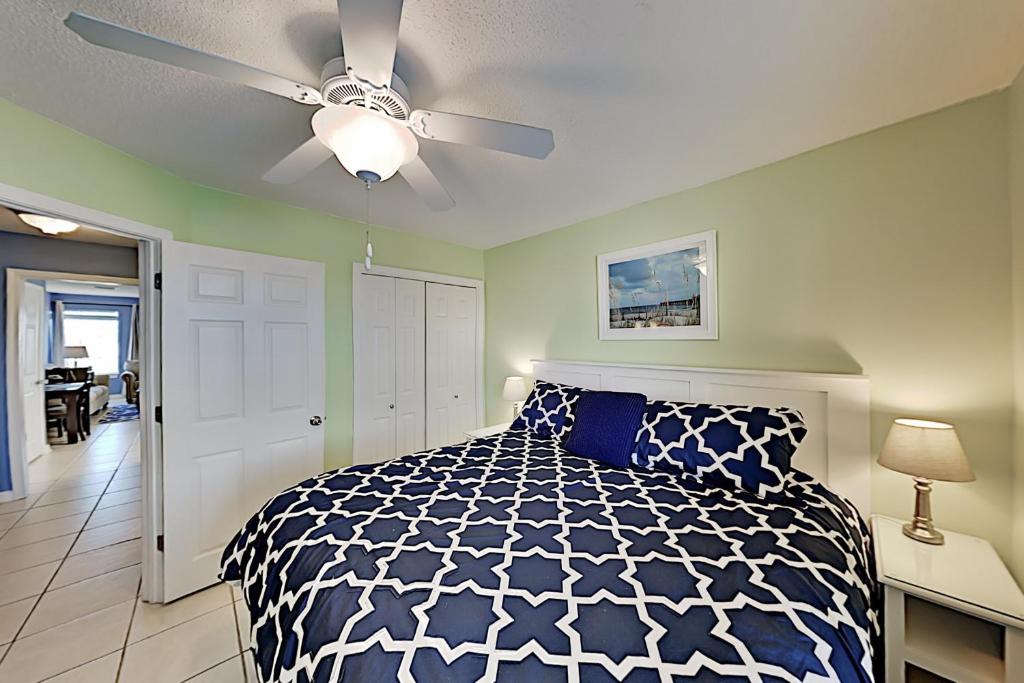 Grand Beach Condominiums #109 Main image 2
