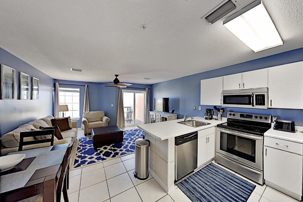 Grand Beach Condominiums #109 Main image 1