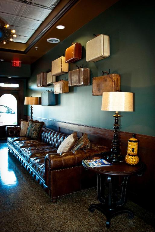 The Campbell Hotel photo