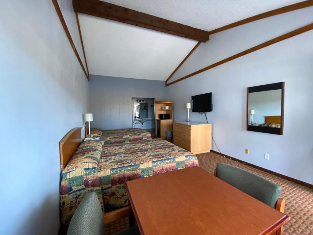 Bridgman Inn photo