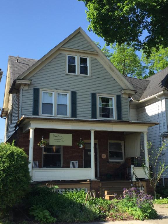 Wanderfalls Guesthouse & Hostel