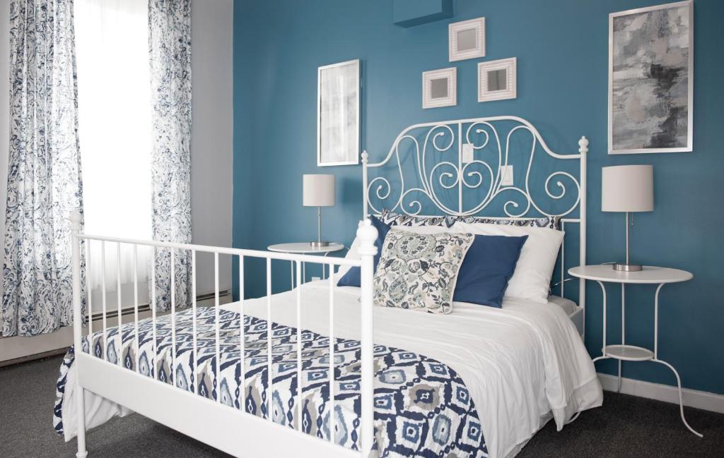 Dream Catcher Travel House — Hotel in Toronto (ON)