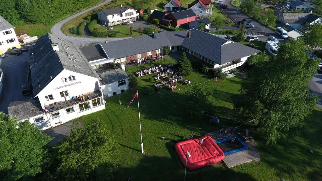 Folgefonn Gjestetun, hotel in Jondal