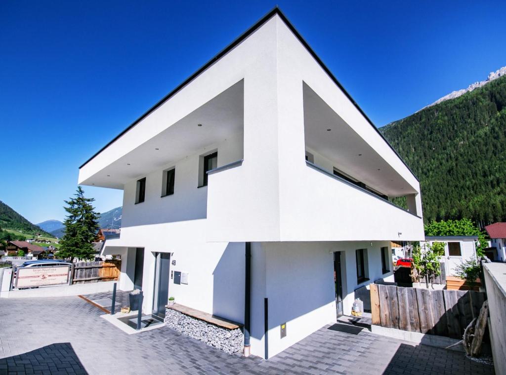 Haus Finca, inklusive Stubai Super Card während des Gültigkeitszeitraums, Busstop, WIFI, privater Garten - 5
