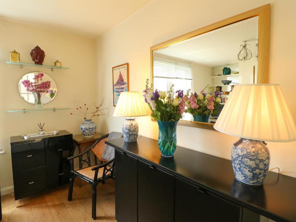 Cherry Lodge, Newark photo 5