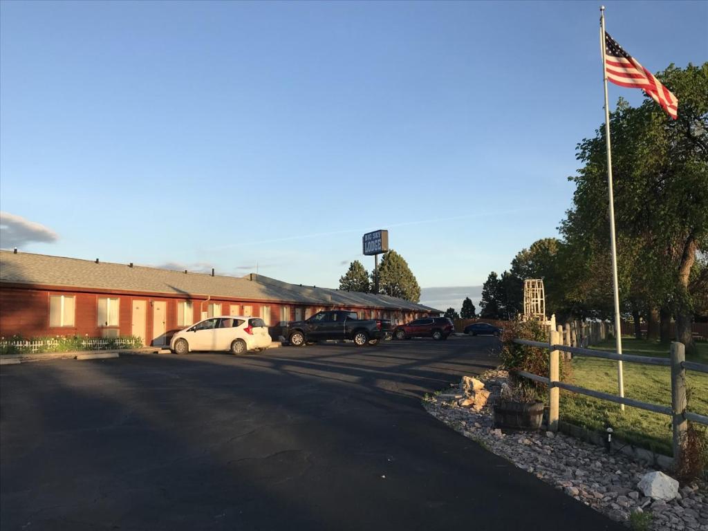 Big Sky Lodge — Hotel in Rapid City (SD)