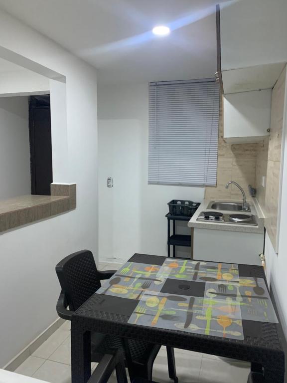 Apto cerca del CC Titan Plaza 102 — Hotel in Bogotá
