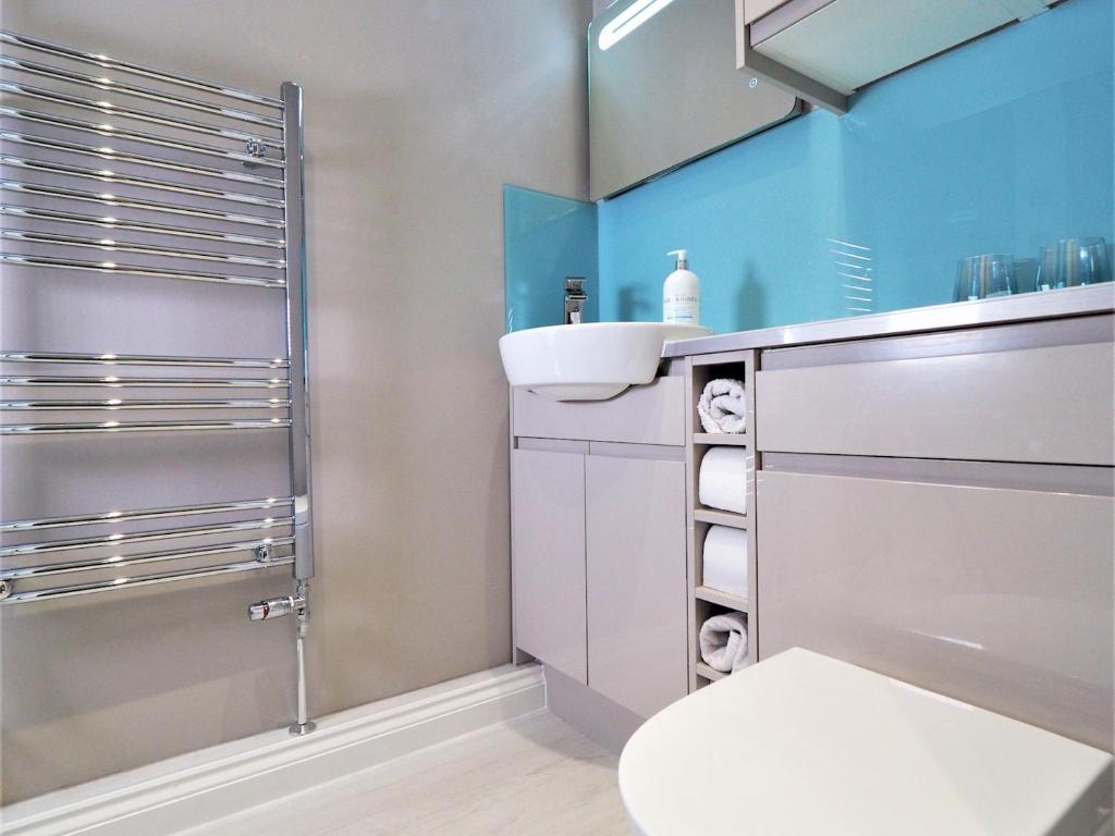Beautifully Boutique 4 Sleeper Eton High Street photo