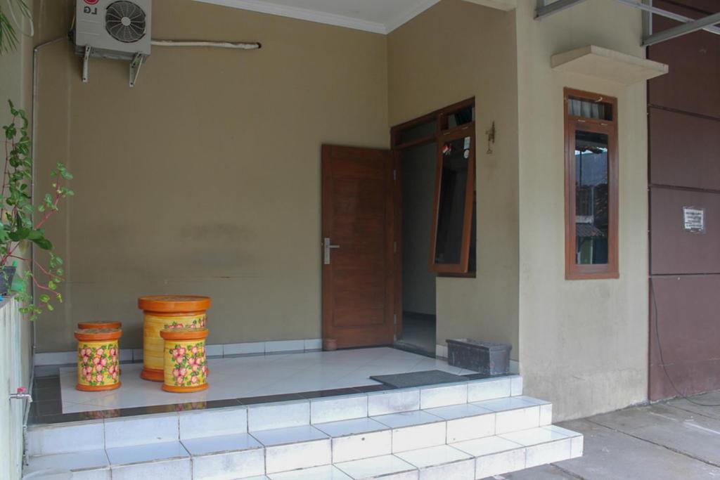 KoolKost Syariah near Universitas Ahmad Dahlan Kampus 1