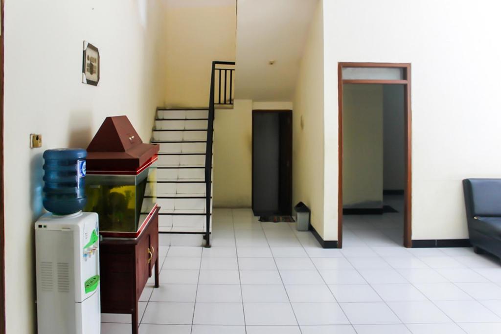 KoolKost Syariah near Universitas Ahmad Dahlan Kampus 1