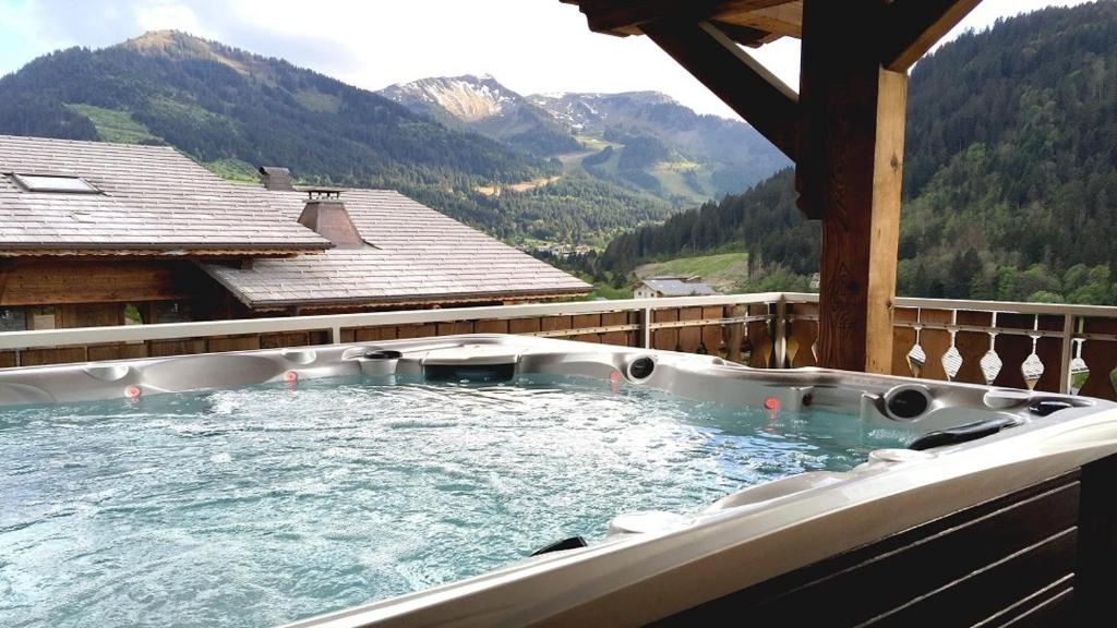 Chante Bise - Chalet - BO Immobilier - Reduced prices on ski passes Châtel & Portes du Soleil - 1