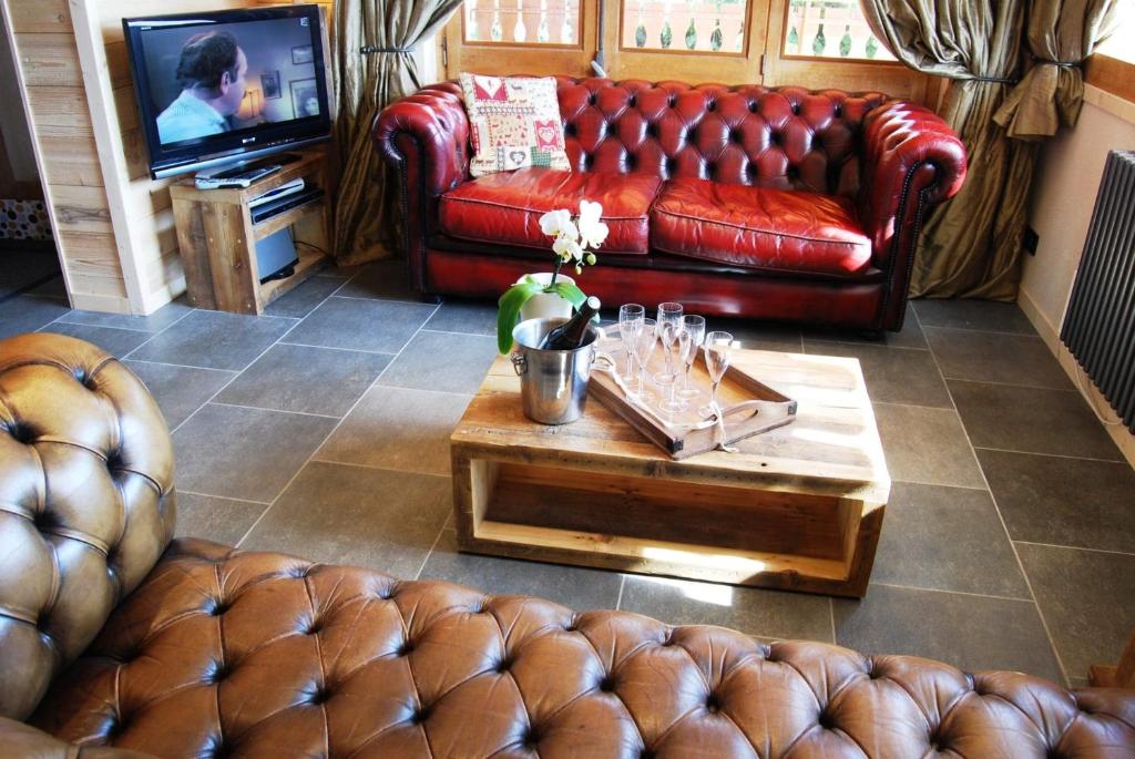 Barbossine - Chalet - BO Immobilier- Reduced prices on ski passes Châtel & Portes du Soleil - 2
