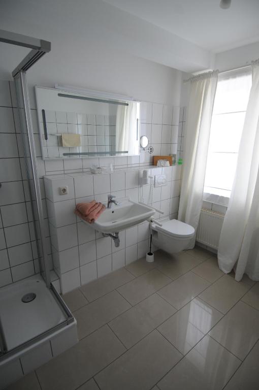 Hotel und Gastehaus Will photo
