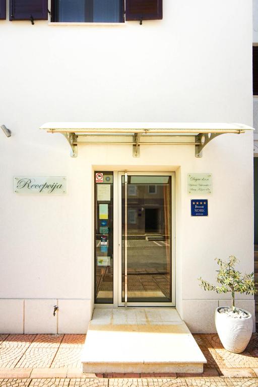 Apartments and Rooms Degra photo