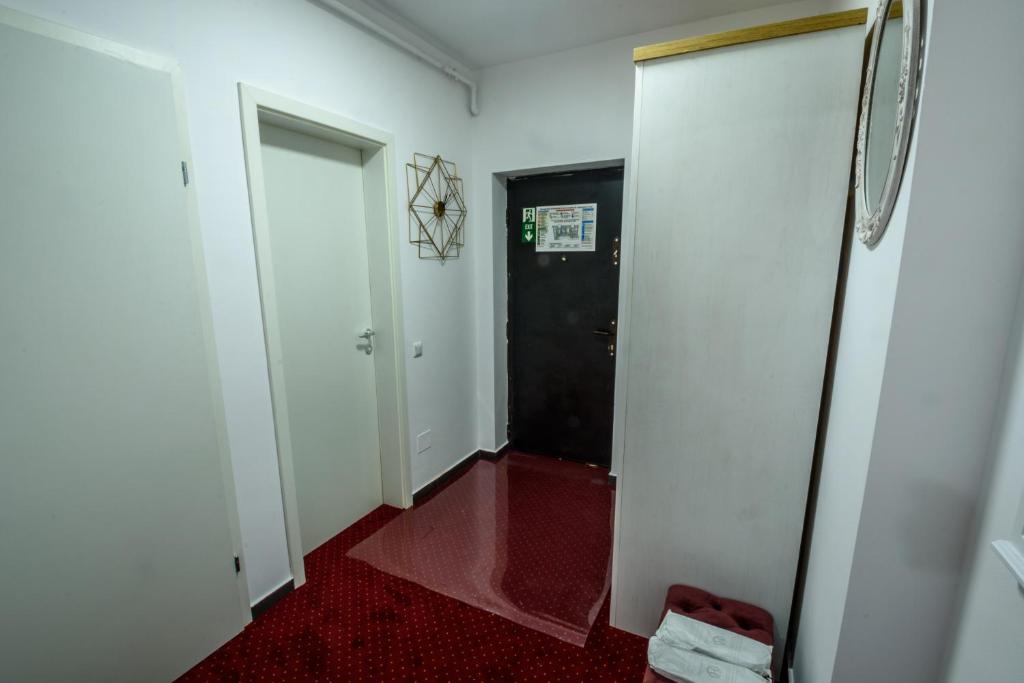 Ultracentral luxury apartment photo