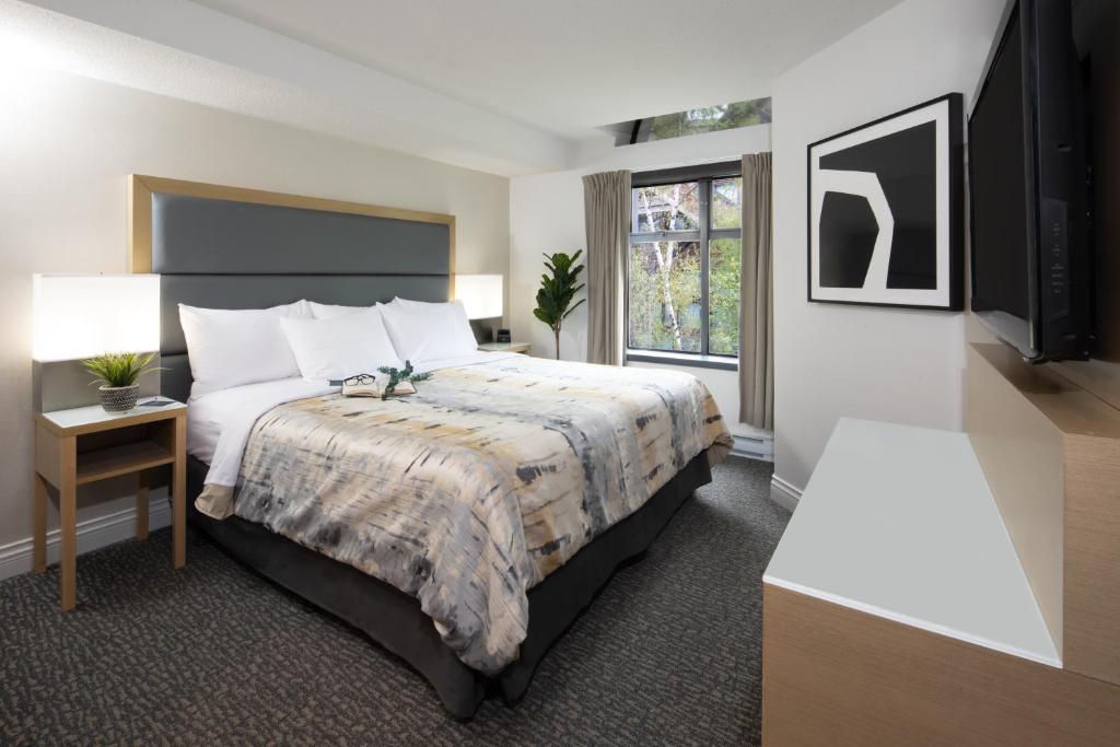 Whistler The Crystal Lodge and Suites room