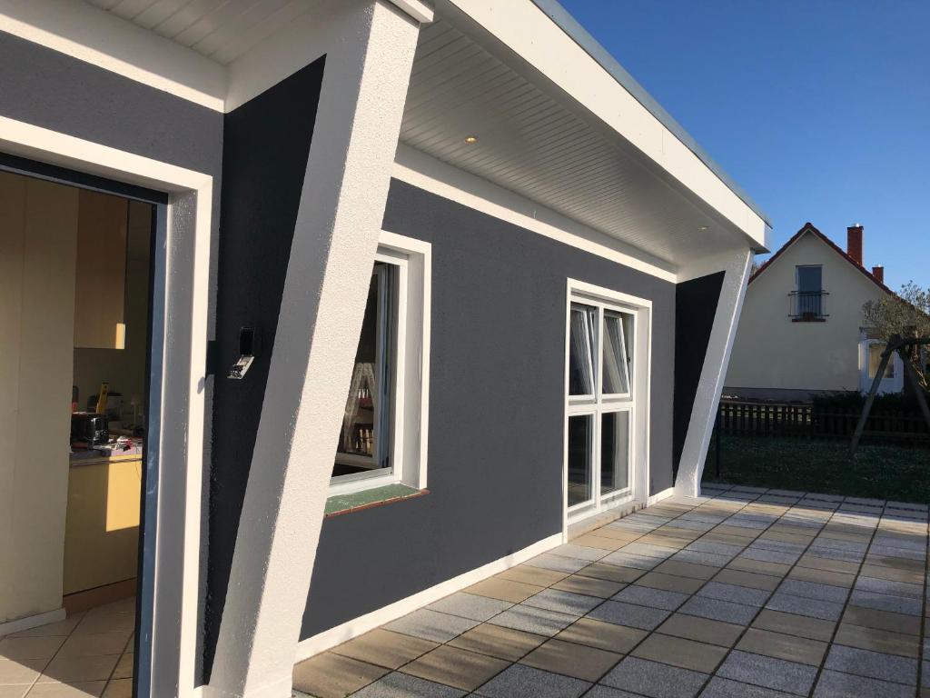 Pension Zur Kirchsee 外観