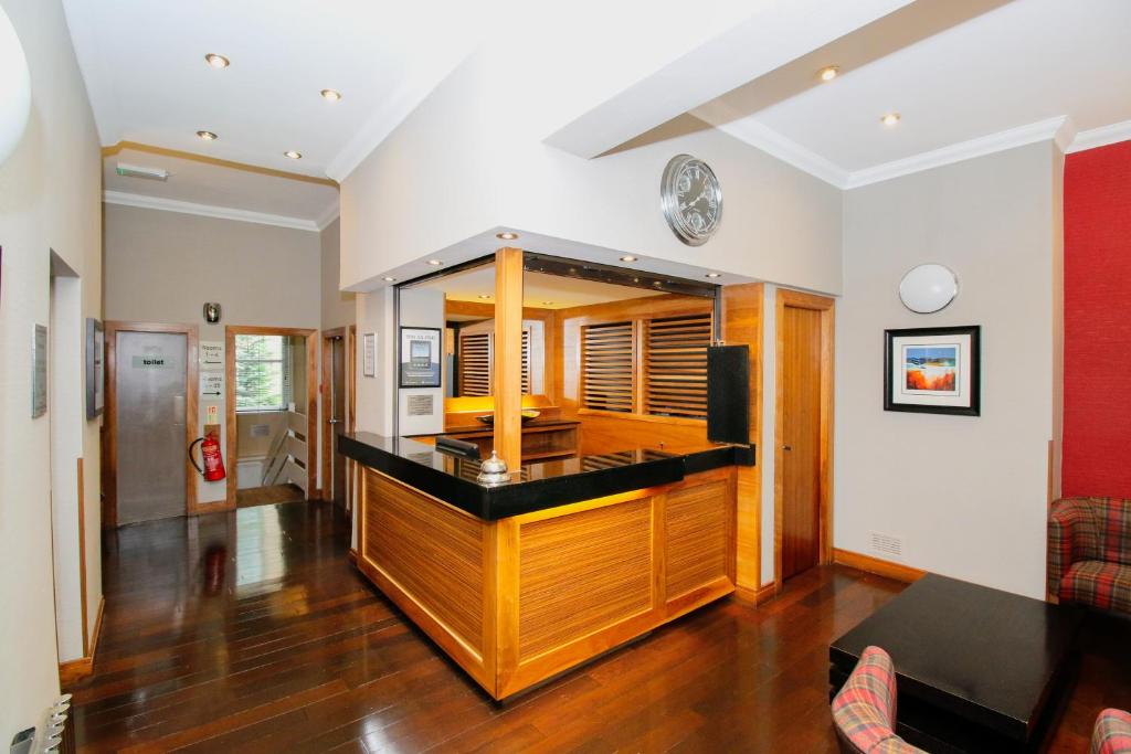 Lobby, Kelvingrove Hotel in Glasgow