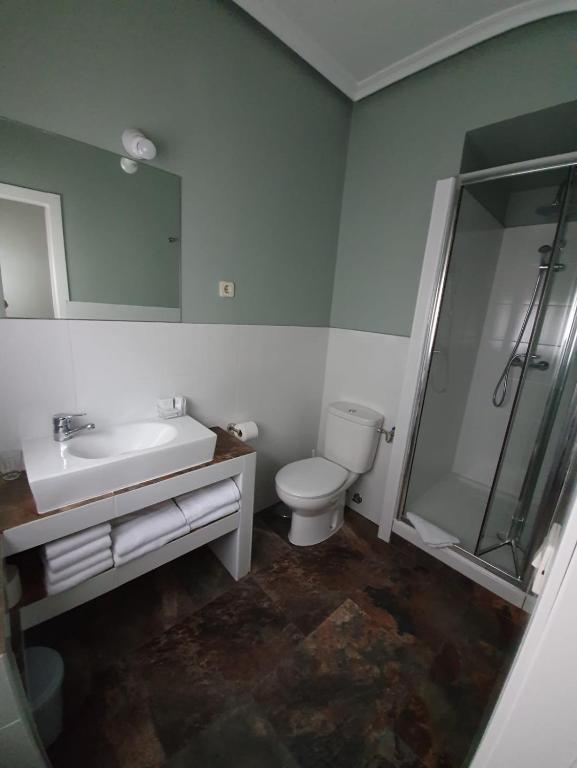 Hostal Riesco - 3