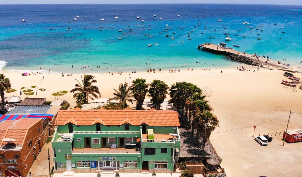 Mister Barracuda, Santa Maria