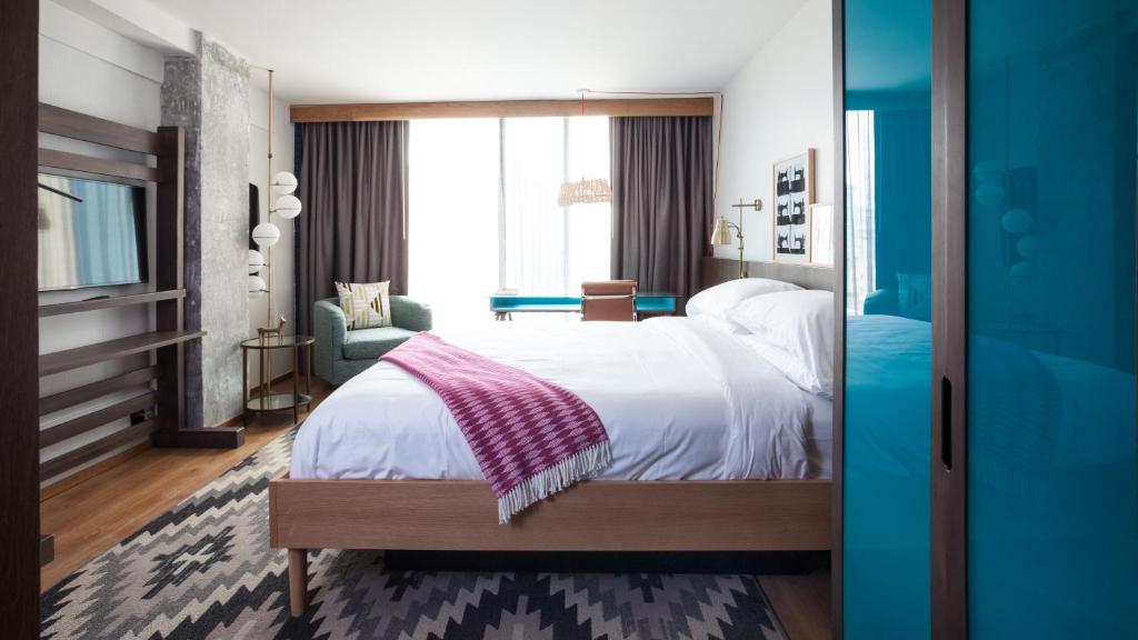 Hotel Indigo El Paso Downtown photo