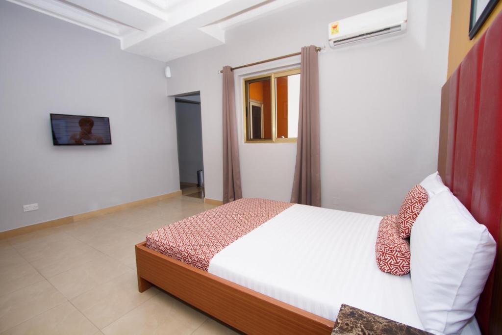 Prestige Suites photo