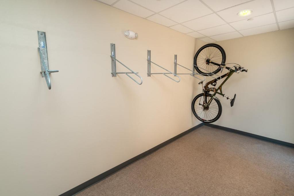 Staybridge Suites Newark-Fremont photo